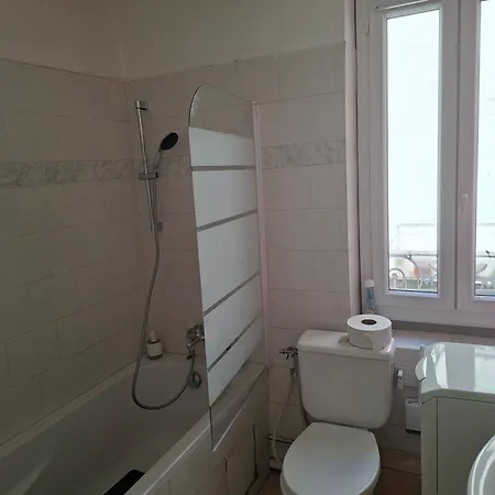 Apartman Type 2 Au Coeur De Marseille *